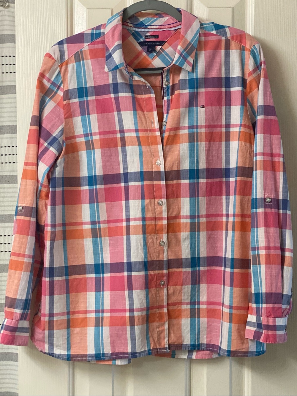 Tommy Hilfiger Relaxed Fit Cotton Plaid Button-Down Roll Tab Long Sleeves Top
